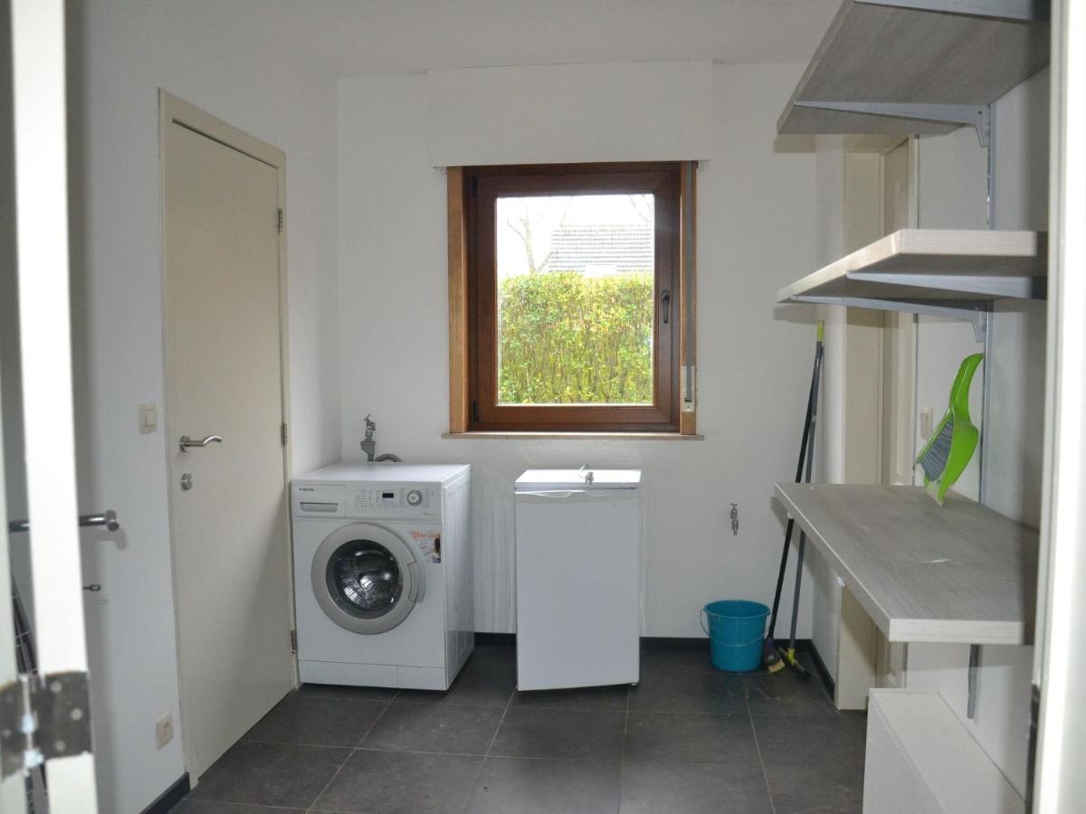 Welcoming Villa In Puivelde With Terrace Garden Barbeque Luaran gambar